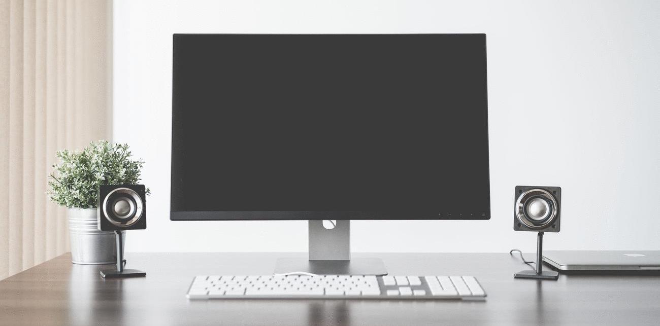 Minimalistic and Clean Home Office Computer Setup